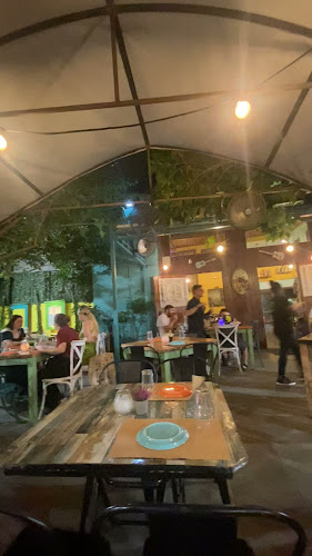 Τρεις Λαλούν - Treis Laloun - Αθήνα