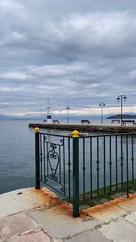 ΣΤΗΝ ΒΡΥΣΗ ΚΑΦΕ - Βόνιτσα