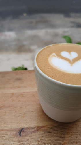 Omsom • Coffee Roasters - Γαστρονομία και φιλοξενία