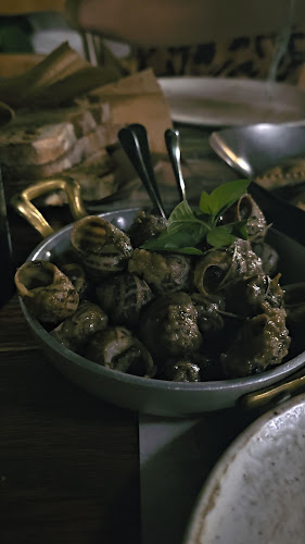 Opinii despre Ταβέρνα Γραμβούσα în Καλυβιανή - Γαστρονομία και φιλοξενία