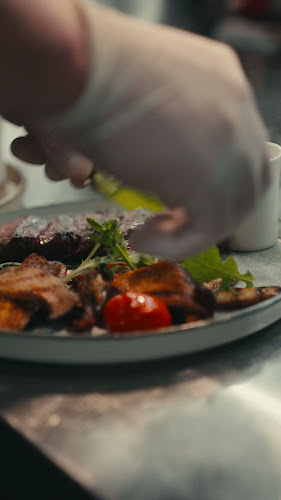 Opinii despre Notos Lounge în Βούλα - Γαστρονομία και φιλοξενία