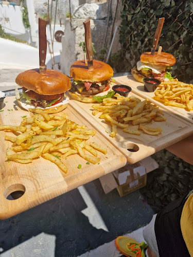 Opinii despre Old Barber Shop în Εμπορείο - Γαστρονομία και φιλοξενία