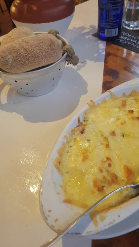 Kioupia Ladadika - Γαστρονομία και φιλοξενία