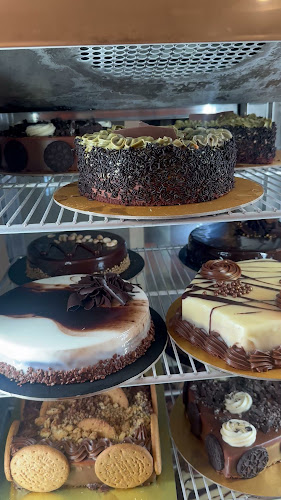 Εθνάρχου Μακαρίου 32, Παλούκια 189 00