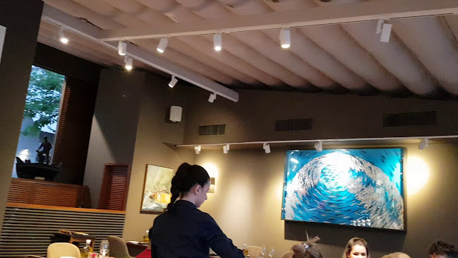 Varoulko Seaside Restaurant - Γαστρονομία και φιλοξενία