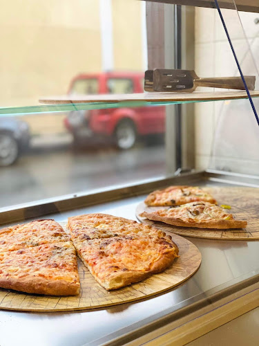 Opinii despre Pizza la bella² în Κοζάνη - Γαστρονομία και φιλοξενία