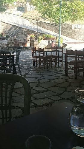 Opinii despre Ουζερί Πλάτανος în Δοτσικό - Γαστρονομία και φιλοξενία