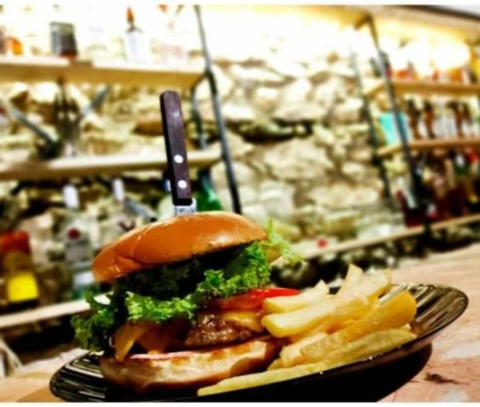 Cafe Stathmos Δώριο - Γαστρονομία και φιλοξενία