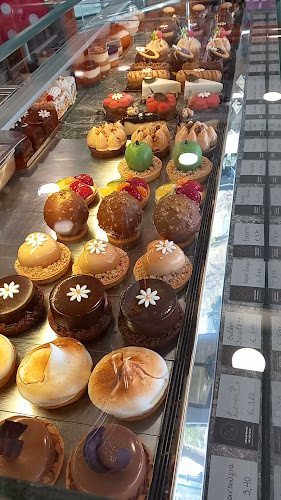 Opinii despre Ζαχαροπλαστείο Κελεσίδης Πρόδρομος în Λάρισα - Γαστρονομία και φιλοξενία