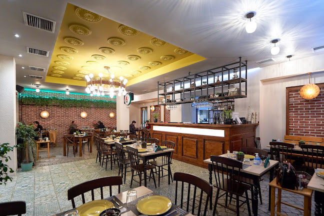 Πηρουνιές - Γαστρονομία και φιλοξενία