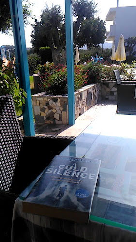 Opinii despre Sunlight Studios Restaurant & Bar! în Θεολόγος - Γαστρονομία και φιλοξενία