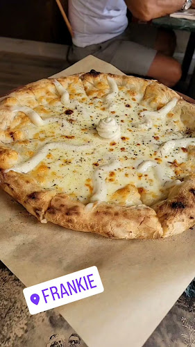 Frankie - Γαστρονομία και φιλοξενία