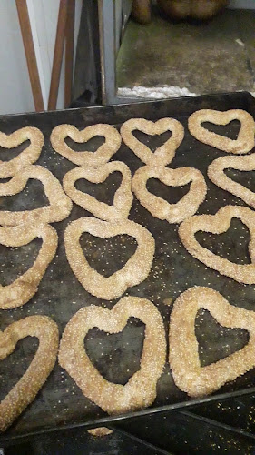 Opinii despre Φούρνοι Φλαμούρη în Πολίχνη - Γαστρονομία και φιλοξενία