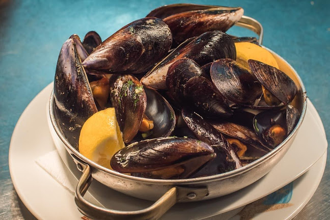 Μεζεδοπωλείο Αρχοντικόν Αρτέμιδα - Άρτεμις