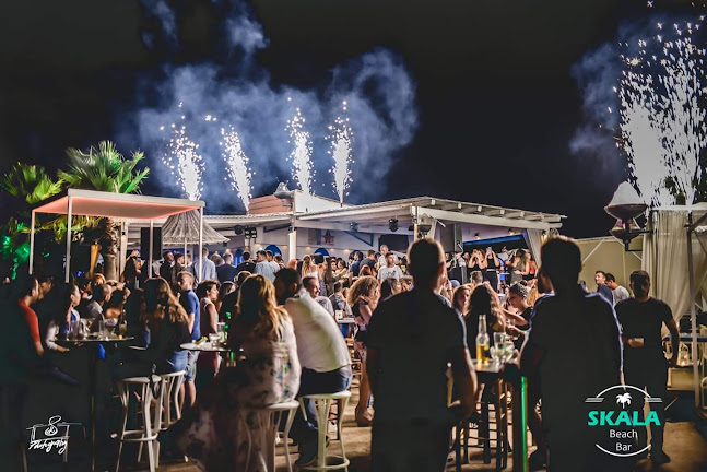 Opinii despre Beach bar Skala în Καλλιθέα - Γαστρονομία και φιλοξενία