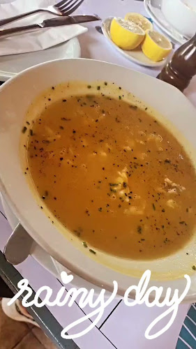 Μπαρμπουνάκι Γλυφάδα - Γαστρονομία και φιλοξενία