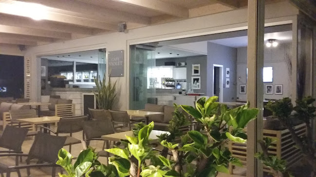 Cafe Violet Studios - Μάλια