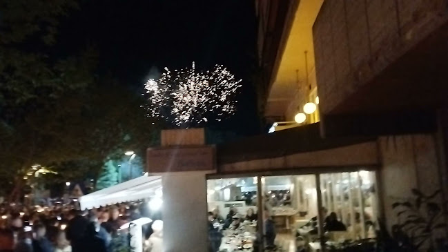 Beluga Cafe & Restaurant Bar