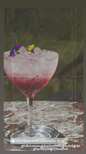 Comentarii opinii despre Cheers Beach Bar