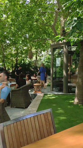 Opinii despre Best Friends în Κηφισιά - Γαστρονομία και φιλοξενία