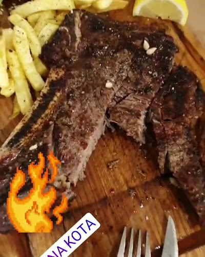 Opinii despre Φίνα Κότα în Μακροχώρι - Γαστρονομία και φιλοξενία