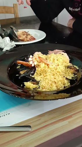 Αγκαλίτσας και στα Λαδάδικα - Θεσσαλονίκη