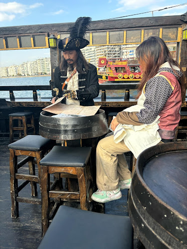 ARABELLA – Historic Pirate Ship Built in 1935 (WWII Survivor) - Γαστρονομία και φιλοξενία