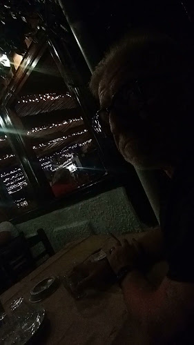 Opinii despre Το Ζεμπερέκι - Κουτούκι | Μοσχάτο în Μοσχάτο - Γαστρονομία και φιλοξενία