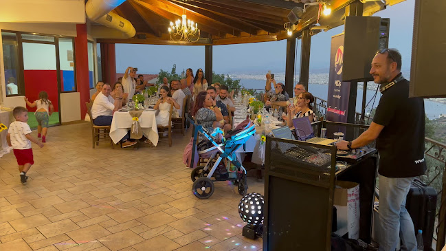 Ταβέρνα Το Ρόδι - Αρνί Αντικριστό