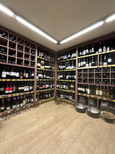 Κάβα Τσώρας