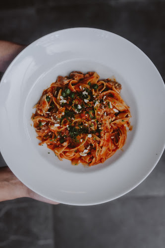 Popolo - Γαστρονομία και φιλοξενία