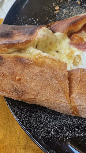 Opinii despre Amazing Pizza Restaurant în Δαράτσος - Γαστρονομία και φιλοξενία