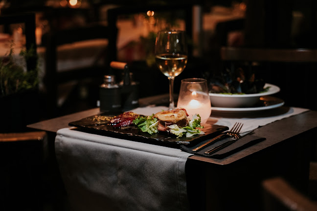 Old School • The Food project - Αθήνα