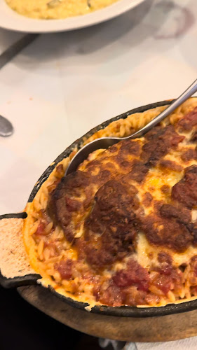 Alaloum - Γαστρονομία και φιλοξενία