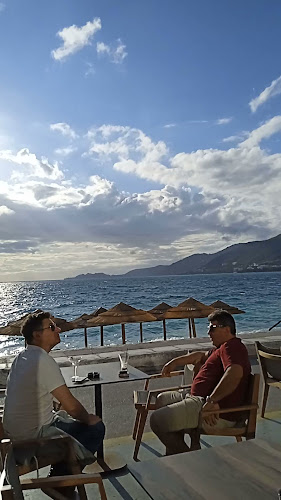 Opinii despre El Niño Cafe-bar Loutraki în Λουτράκι - Γαστρονομία και φιλοξενία