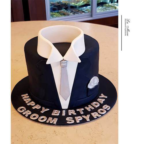 Opinii despre Ζαχαροπλαστείο La Mure în Βάρη - Γαστρονομία και φιλοξενία