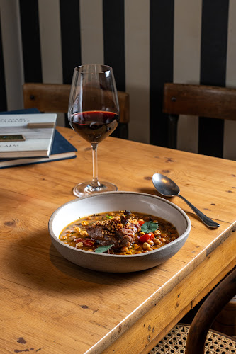 Comentarii opinii despre Zampanó