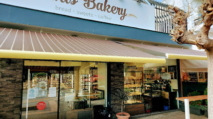 Fanis’ Bakery