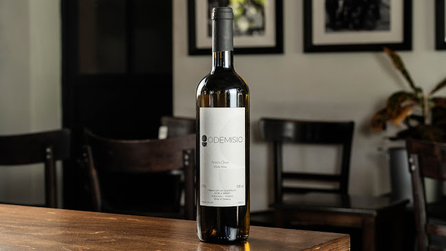 Opinii despre Odemisio Est1924 în Ελευσίνα - Γαστρονομία και φιλοξενία