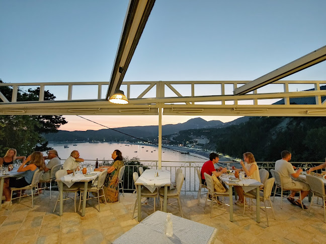 Flisvos - Πάργα