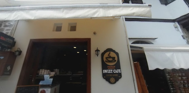 Opinii despre Sweet Cafe în Μακρινίτσα - Γαστρονομία και φιλοξενία