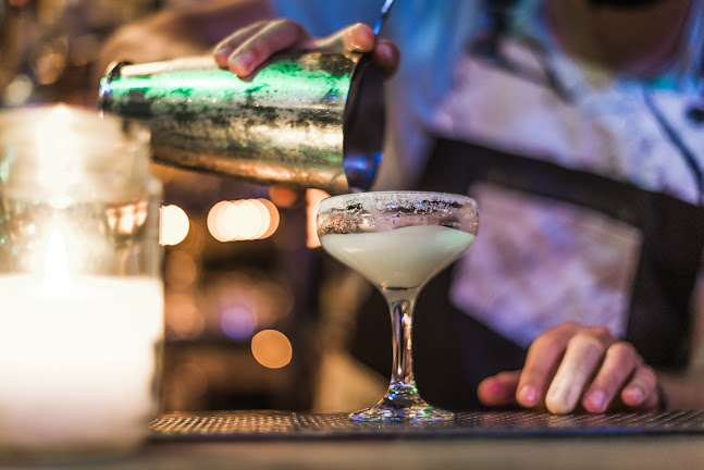 Opinii despre Perro Negro Boozer Cocktails Rhodes în Ρόδος - Γαστρονομία και φιλοξενία