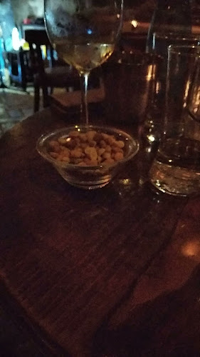 Μητροπόλεως, Πόρος 180 20