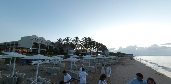 Opinii despre Almira Beach Bar Restaurant Chania în Αγ. Μαρίνα - Γαστρονομία και φιλοξενία