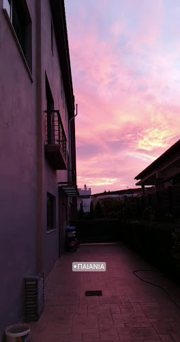 Edo na meineis Cafe-Bistro - Παιανία