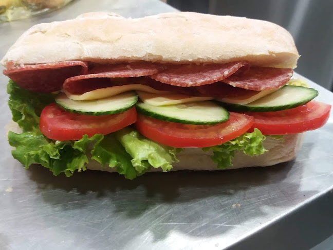 Εθελοντών Δωδεκανήσων 1, Ρόδος 851 00