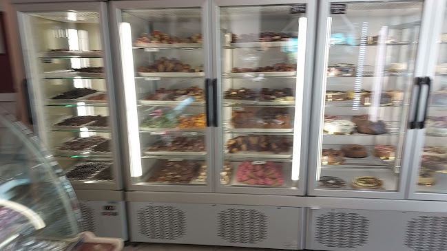 Μαρτίνης Ζαχαροπλαστείο