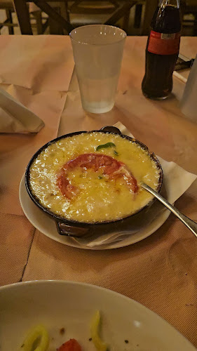 Απόκεντρο - Γαστρονομία και φιλοξενία