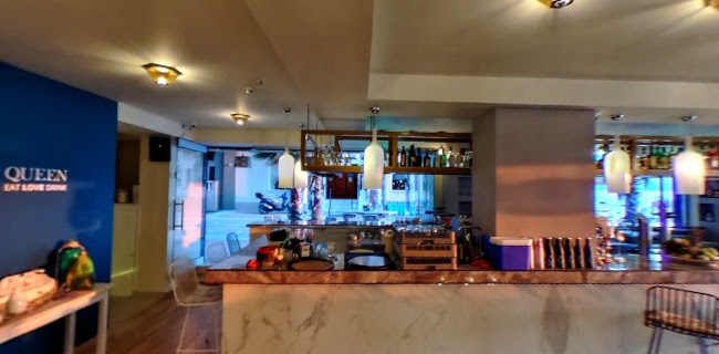 Queen - Γαστρονομία και φιλοξενία