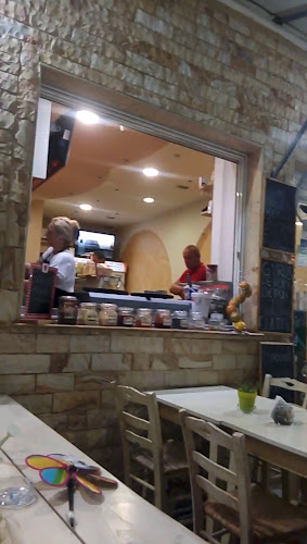 Opinii despre Sonias Fast Food în Λιμενάρια - Γαστρονομία και φιλοξενία